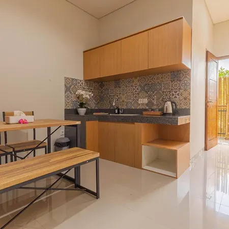 Candra Loka Studio & Apartment By The Loka Kerobokan  Exterior photo